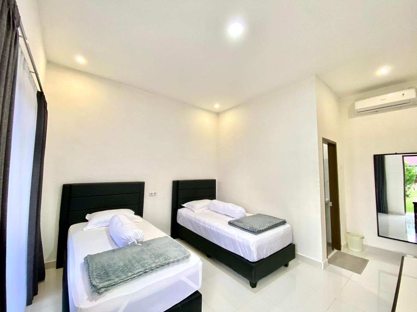 Amadeo Guest House Ratodena Bagian luar foto